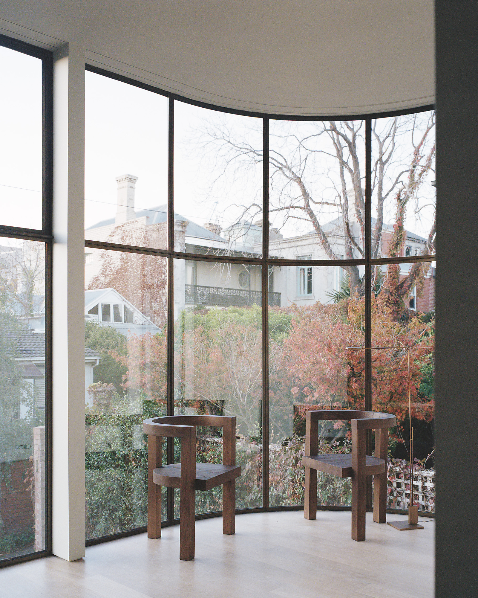 Interior photograph of Sussex House by Rory Gardiner